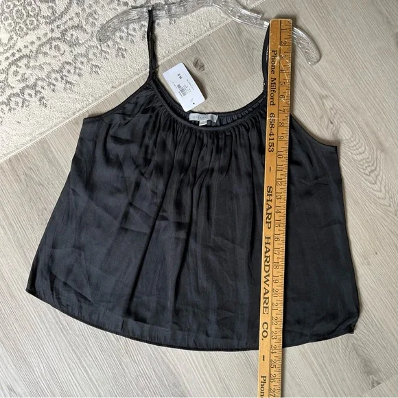 NWT Evereve Allison Joy Brynn Pleated Cami XL Black Flowy Lightweight Neutral - Picture 11 of 12